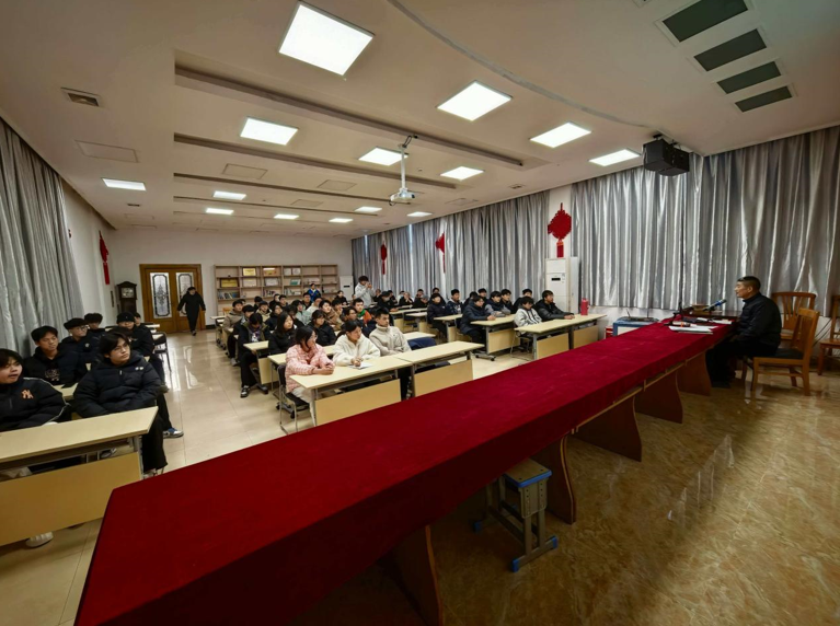 筑牢校园安全防线 守护学子健康成长